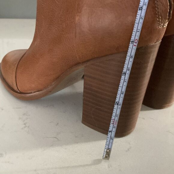 Rag and Bone Light Brown Tan Leather Ankle Boots 4” Chunky Heel size 10 - Picture 3 of 8